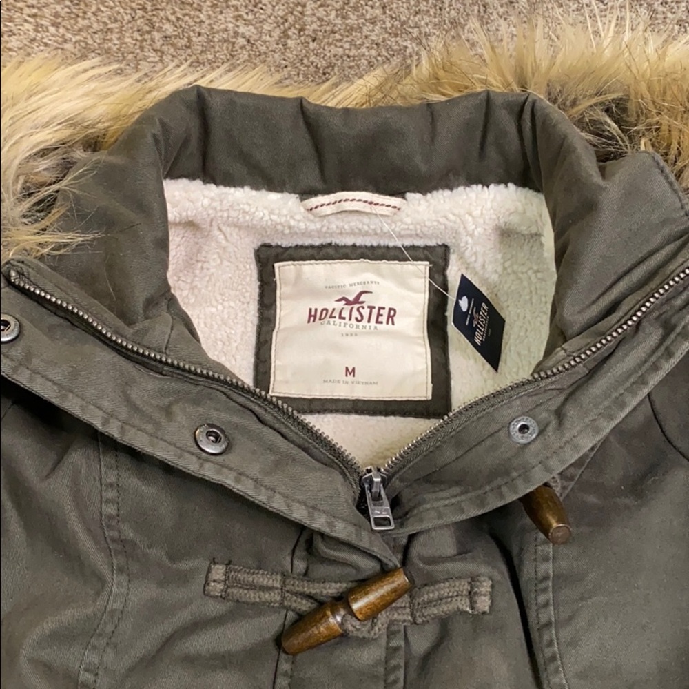 BRAND NEW: Women’s Hollister Jacket - Picture 11 of 11